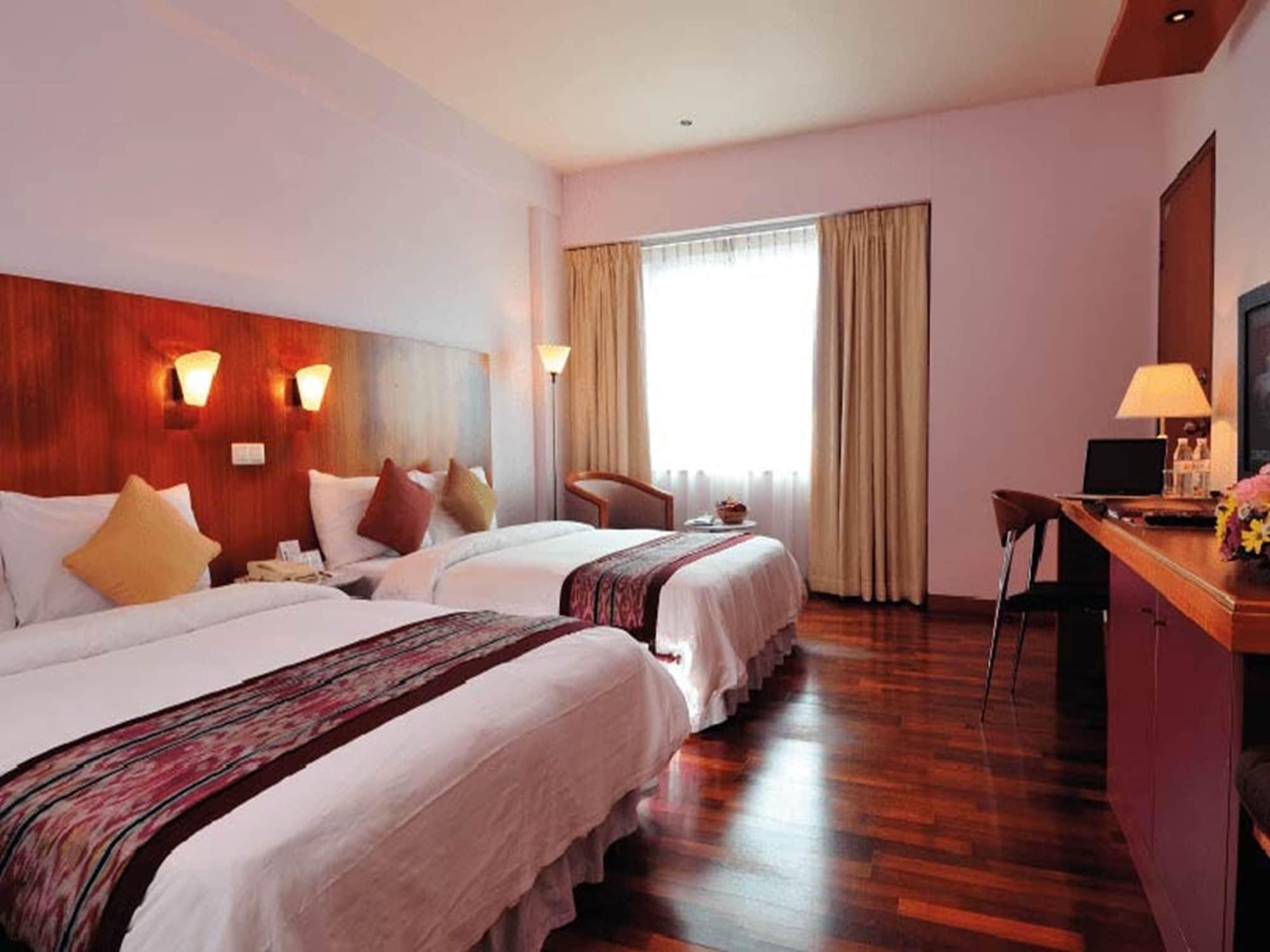 Parkcity Everly Hotel Bintulu Exterior foto