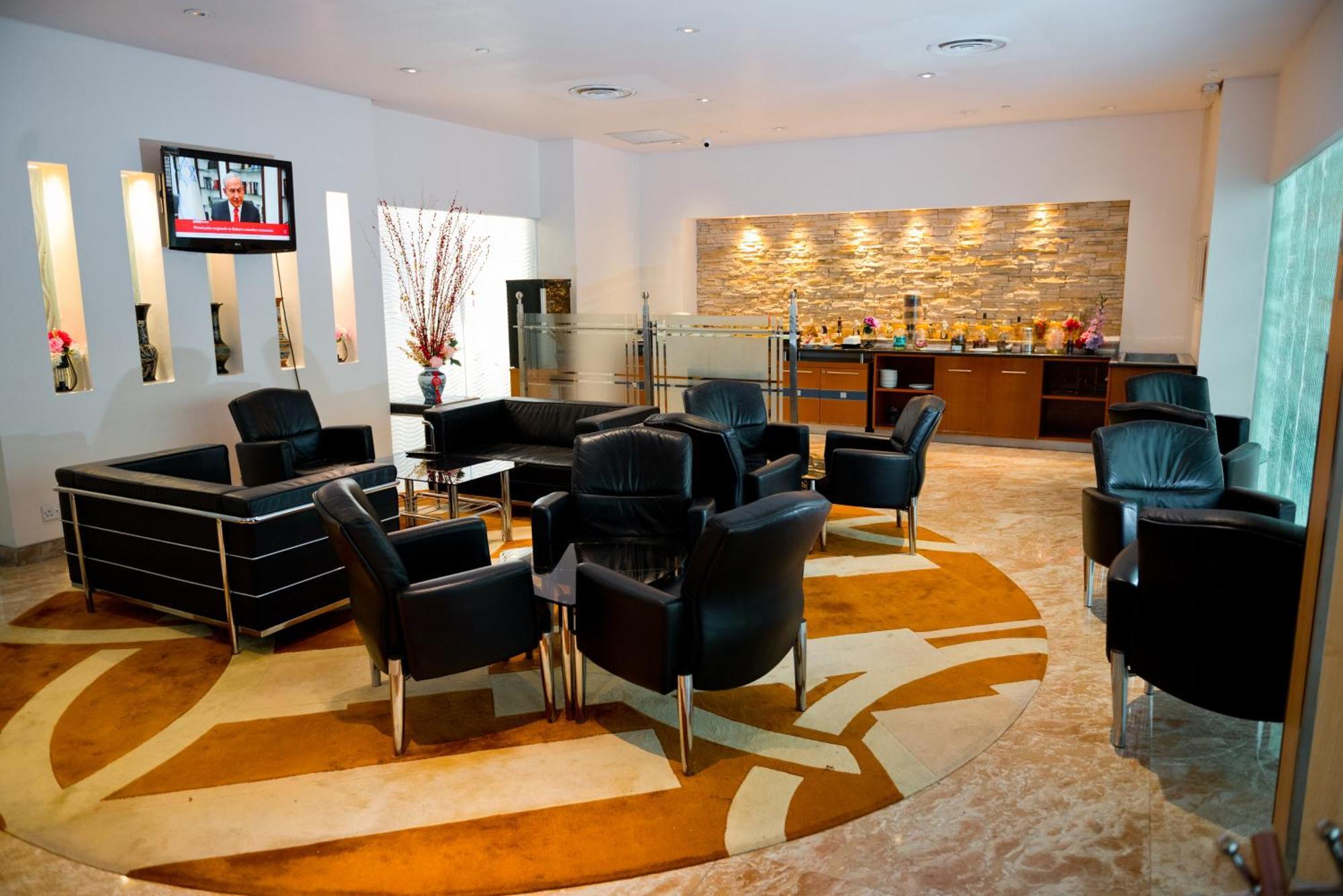 Parkcity Everly Hotel Bintulu Exterior foto