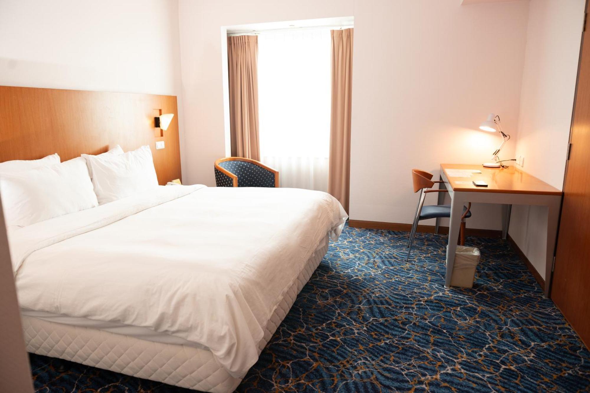 Parkcity Everly Hotel Bintulu Exterior foto