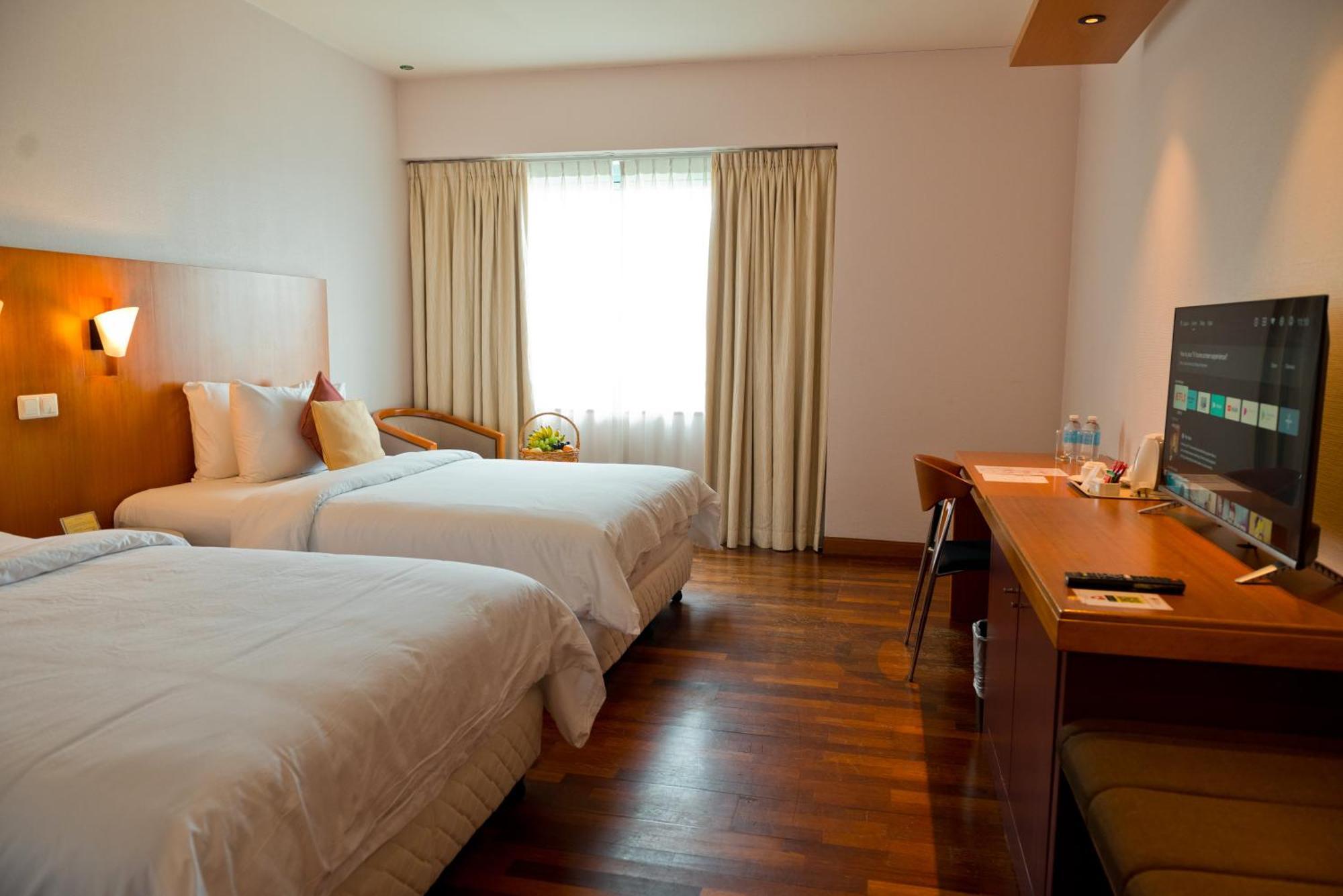 Parkcity Everly Hotel Bintulu Exterior foto