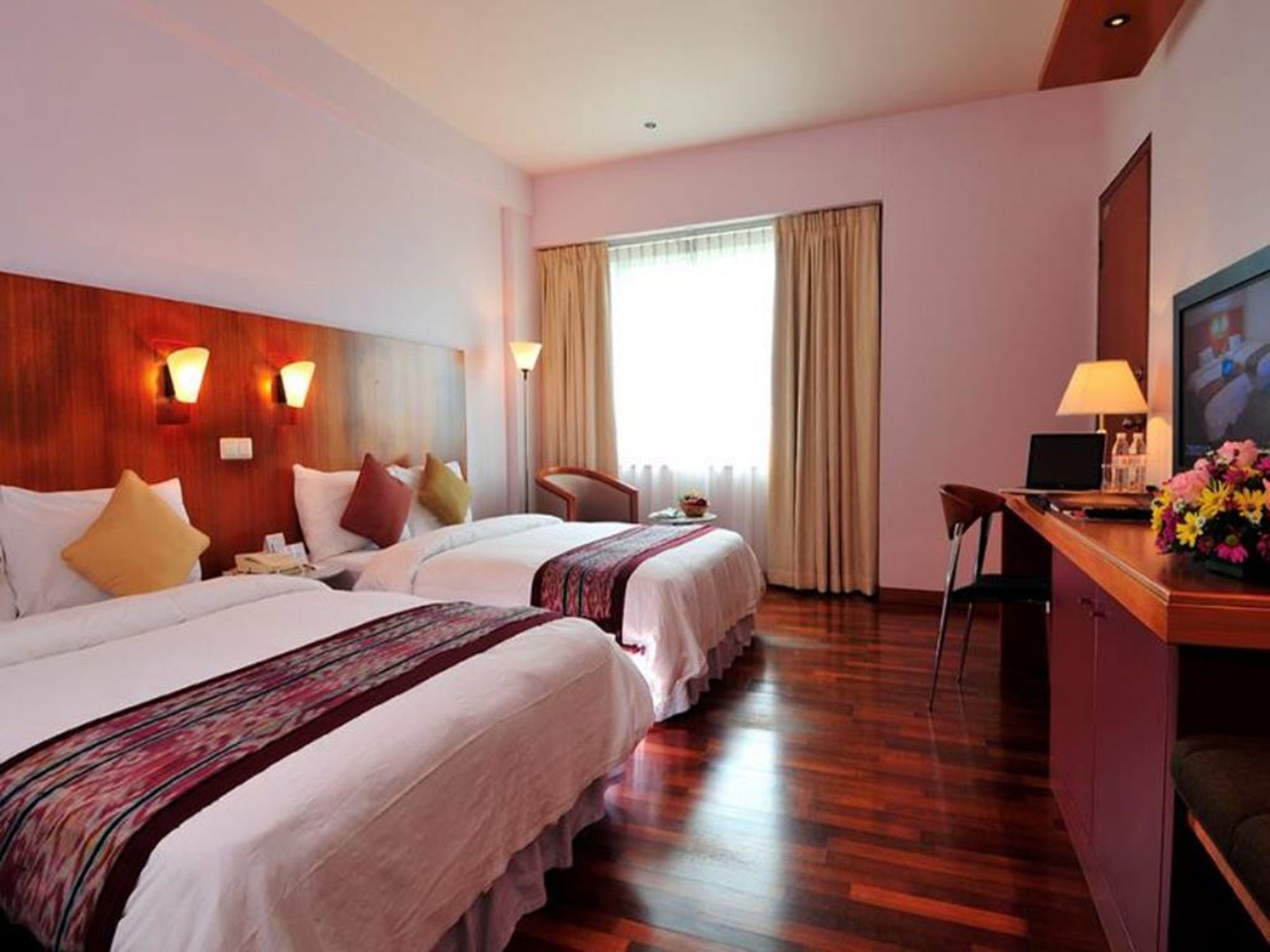 Parkcity Everly Hotel Bintulu Exterior foto
